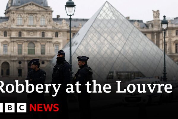 The Louvre Museum Robbery: An Inside Look at the Heist