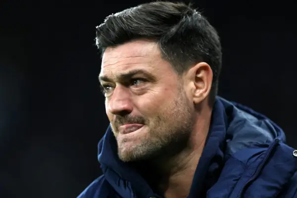 ethan chislett — ZA news