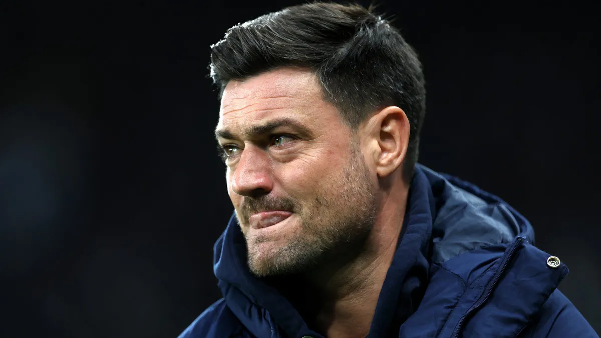 ethan chislett — ZA news