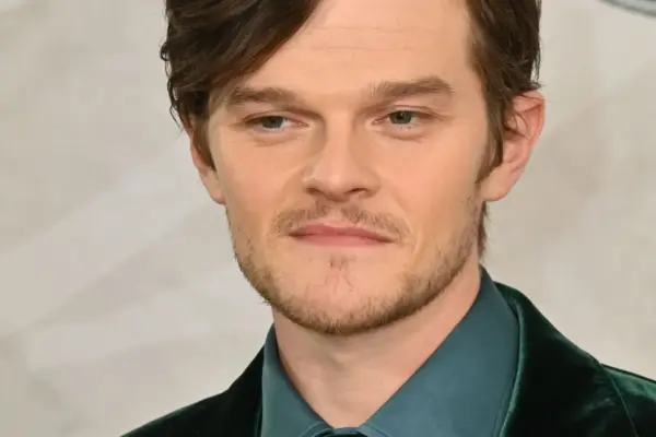 robert aramayo — ZA news