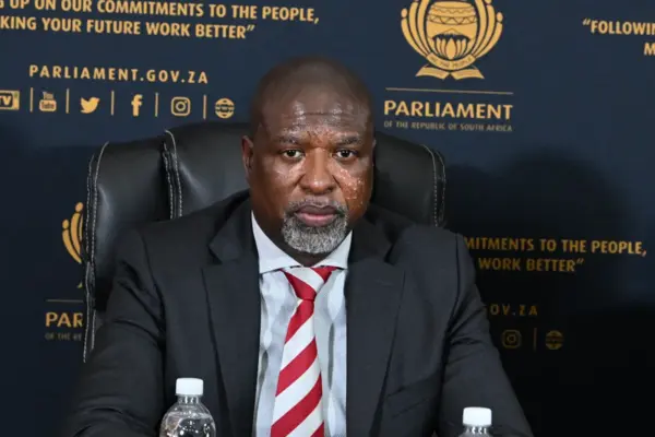 sarah jane trent south africa — ZA news