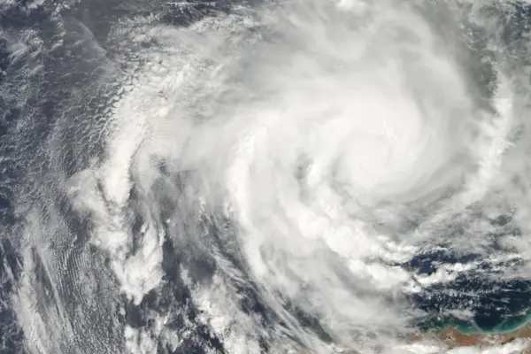 tropical cyclone narelle red sky — ZA news
