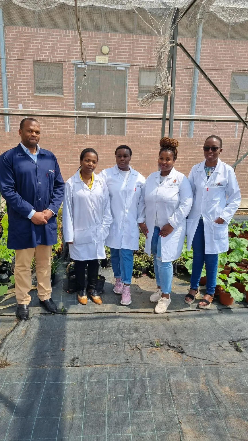 dr ngobani johnstone makhubu — ZA news