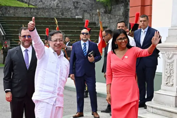 nicolás maduro — ZA news