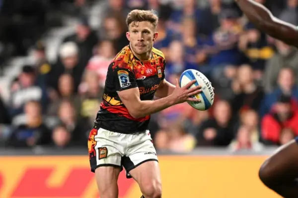 Super Rugby Pacific Preview: Semi-finals weekend arrives with two blockbuster rivalries