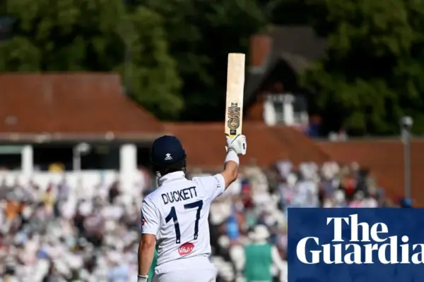 England vs New Zealand: Ben Duckett and Ben Stokes haul hosts back into third Test