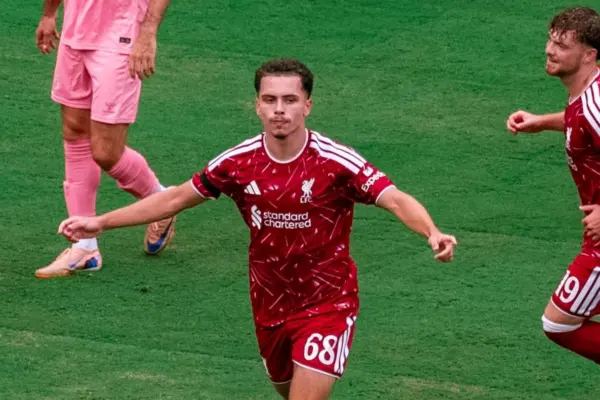 Liverpool 4-2 Sunderland: Andoni Iraola makes winning start to life as Reds head coach