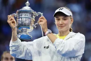 US Open: Elena Rybakina cements her spot as world No 1 by dethroning two-time winner Aryna Sabalenka in New York